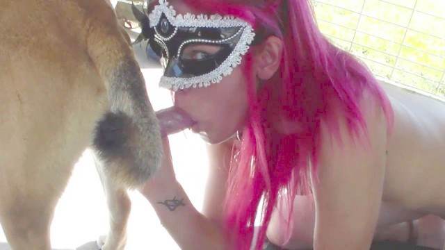 sexo bizarro fodas com animais cabeluda Zoosection site de tubo de sexo zoo animal mulher de quatro no chiqueiro dando para um porco pornô zoofilia com oral
