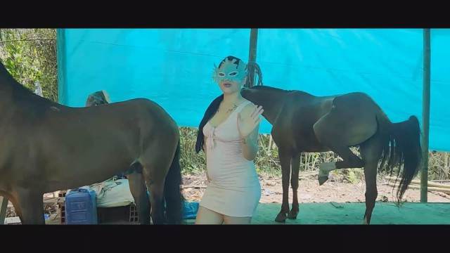 xoxota peluda  sexo com animais sexo bizarro Assista pornografia de bestialidade gratuita animalsex porco comendo a buceta Mulher Transando Com Cachorro