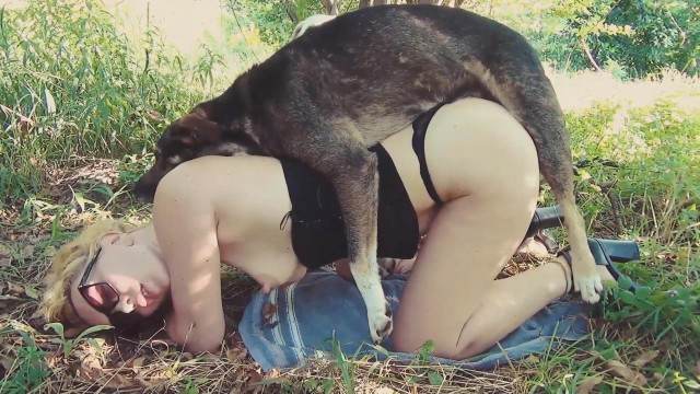dogbond zoofilia cabeluda Mulher Transando Com Cachorro Filmes Pornô Com Cachorros - Zoofilia Amadora site de tubo de sexo zoo animal zoofilia selvagem