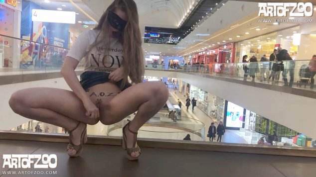 cabeluda dogbond sexo bizarro pornô zoofilia com oral Mia, Triana, Zaina, Valeria, Shantal, Lady Zoe, Andy, Xiomara Zoofilia Nova tomando uma rolada de porco na vagina pornografia animal