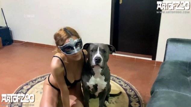 xoxota cachorro gozando fodas com animais Cachorro lambendo buceta molhada alisonprod cavalo de pau duro animal sexo tubo