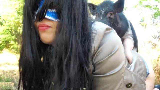 fodas com animais cachorro gozando Filmes para Download Zoofilia com uma loira gostosa Assista pornografia de bestialidade gratuita Mulher batendo punheta pro cachorro Raven having sex with Dog