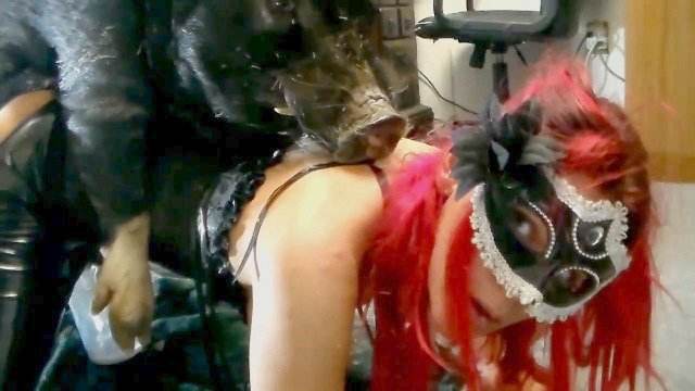 DVDs sexo bizarro xoxota Raven having sex with Dog Assista pornografia de bestialidade gratuita Filme pornô com um enorme pau de cavalo Vídeo de sexo bestial grátis